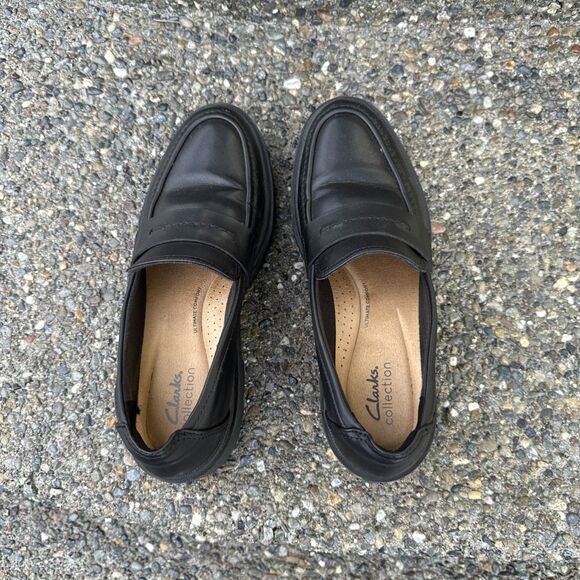 Clarks Collection Black Leather Loafers Ultimate Comfort Chunky Platform  sz.8.5 - Picture 1 of 7